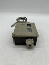 Load image into Gallery viewer, Danfoss 017-500366 RT101 Thermostat, Temperature Control (No Box)