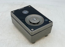 Load image into Gallery viewer, Zenitel Vingtor Stentofon 1008115030 TCIV-3 IP/SIP Video Intercom (Used)