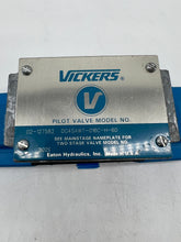 Load image into Gallery viewer, Vickers 02-127582 DG4S4WT-016C-H-60 Directional Valve (No Box)