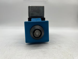 Vickers 02-127582 DG4S4WT-016C-H-60 Directional Valve (No Box)