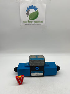 Vickers 02-127582 DG4S4WT-016C-H-60 Directional Valve (No Box)
