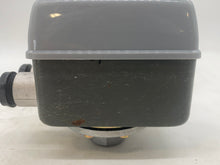 Load image into Gallery viewer, Danfoss 031E0175 PS9B Pressure Switch, 2.5-9.5 Bar *Lot of (2)* (Open Box)