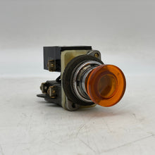 Load image into Gallery viewer, Westinghouse OT3PF Pushbutton Switch Amber Mushroom *Lot of (4)* (Used)