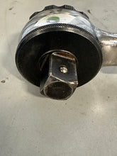 Load image into Gallery viewer, K-D Tools 2053 Industrial Torque Wrench, 3/4&quot; Drive w/ Case (Used)