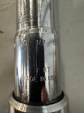 Load image into Gallery viewer, K-D Tools 2053 Industrial Torque Wrench, 3/4&quot; Drive w/ Case (Used)