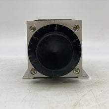 Load image into Gallery viewer, Agastat 7032VCC Time Delay Relay 32VDC Coil DPDT 2-20 Sec (Used)