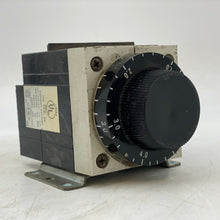 Load image into Gallery viewer, Agastat 7012VB Time Delay Relay 32VDC Coil .5-5 Seconds (Used)