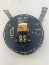 Load image into Gallery viewer, Datamarine 3030 Remote Depth Display (For Parts)