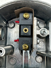 Load image into Gallery viewer, Honeywell C6045D-1019-1 Air/Gas Pressure Switch, 5-50 mbar (Used)