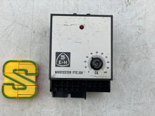 Load image into Gallery viewer, Endress Hauser FTC 220 Nivotester Level Limit Switch (Used)