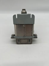 Load image into Gallery viewer, Hose-McCann 22K300 CAT#22 Magneto Generator/MST, CSHM 167 (No Box)