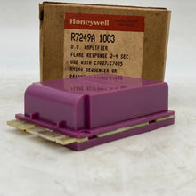 Load image into Gallery viewer, Honewell R7249A1003 UV Amplifier (New)