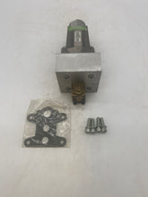 Load image into Gallery viewer, Schrader Centofanti Marine Systems N424-31-093MG Pneumatic Valve (No Box)