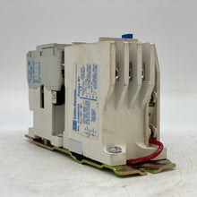 Load image into Gallery viewer, Cutler-Hammer AN16BN0 C1 Motor Starter 600VAC 3-P 18A NEMA 0 w/ OL Relay (Used)