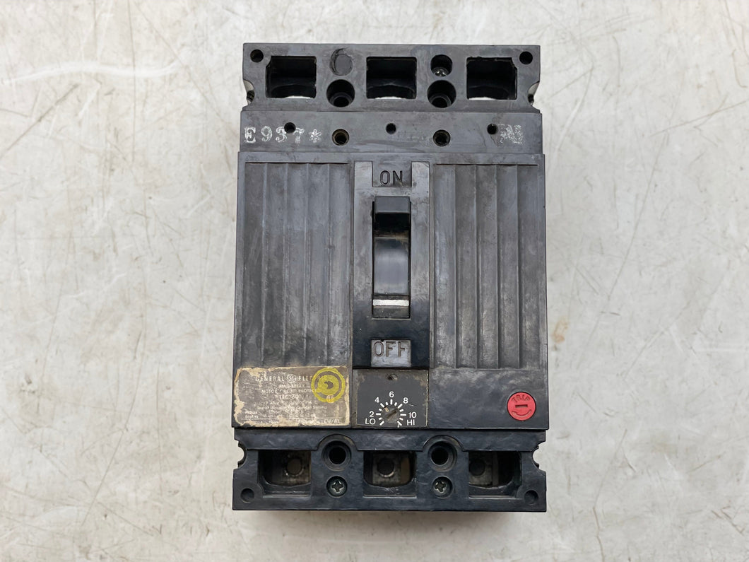 GE TEC36007 Circuit Breaker, 7A, 3P, 600VAC (Used)