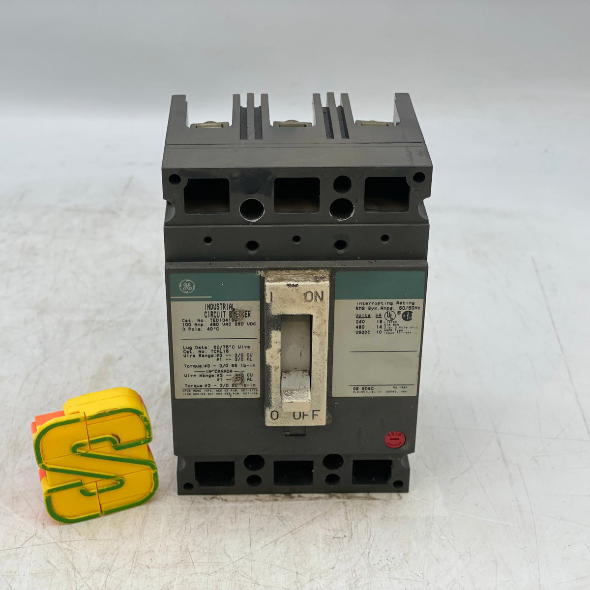 GE TED134100 Circuit Breaker, 100A, 480VAC, 250VDC, 3-Pole (Used ...