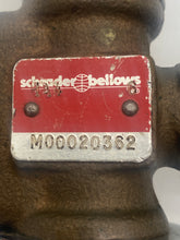 Load image into Gallery viewer, Schrader Bellows M00020362 / M058002 Speed Controller Air Valve (Used)