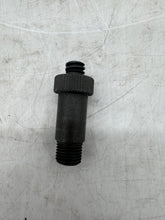 Load image into Gallery viewer, Caterpillar 7M-4603 / 311-9348 Fuel Injector Nozzle Holder *Lot of (10)* (No Box)