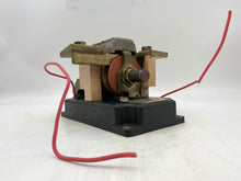 Load image into Gallery viewer, Sylvania 28UT3-900 DC Inverse Time OL Relay Type LT4 HD Pilot 600VDC Max (Used)