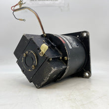 Load image into Gallery viewer, Denki Syokosyo 73-M506 Scanner Motor 110VAC 1.75./1.2A 2-P 2900/1500RPM (Used)