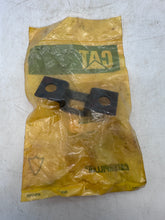 Load image into Gallery viewer, Caterpillar 2N-3386 Water Shield Support (New)