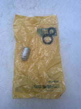 Load image into Gallery viewer, Caterpillar 7M-7431 OEM Fuel Injection And Governor Service Valve (New)