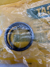 Load image into Gallery viewer, Caterpillar 1B-9917 OEM Compression Spring, 38.34mm Diameter *Lot of (8)* (New)