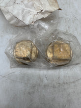 Load image into Gallery viewer, Caterpillar 6L-2286 OEM Pipe Plug, 1-1/4&quot;-11-1/2&quot; NPT *Lot of (2)* (New)