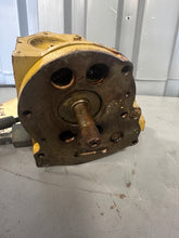 Load image into Gallery viewer, Caterpillar 4L-9515 Fuel Pump Assembly (Used)