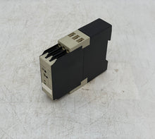 Load image into Gallery viewer, Entrelec Schiele 2.430.102.01 ERS Timetron ON Delay Timer Relay, 0.05s-300h (Used)