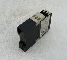 Load image into Gallery viewer, Entrelec Schiele 2.430.103.02 ERS Timetron ON Delay Timer Relay, 0.05s-300h (Used)