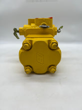 Load image into Gallery viewer, Parker 3139720353 Hydraulic Gear Motor for Tech Crane (Used)