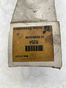 Arrow Pneumatics R354 Compressed Air Regulator, 1/2" (Open Box)