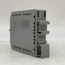 Load image into Gallery viewer, Currier Roser CRIAPBM15 Circuit Breaker 15A 1-Pole Type DC DIN Mount (Used)