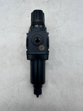 Load image into Gallery viewer, Wilkerson B08-02-FL00 Pneumatic Filter, 1/4" NPT, 0-125 PSI, Manual Drain (No Box)