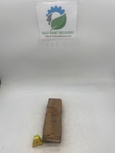Load image into Gallery viewer, Versa VSG-3521-A120 Pneumatic Directional Valve, Brass (Open Box)