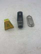 Load image into Gallery viewer, Crouse-Hinds E30640 Conduit Body w/ E121488 Cover, 1/2&quot;, *Lot of (7)* (No Box)