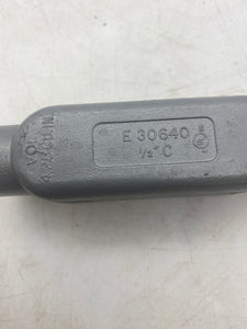 Crouse-Hinds E30640 Conduit Body w/ E121488 Cover, 1/2", *Lot of (7)* (No Box)