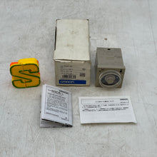 Load image into Gallery viewer, Omron H3CR-A8 Solid State Timer, 1.2s-300h, 24VDC/VAC (New)