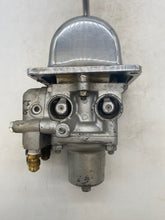 Load image into Gallery viewer, Rexroth Wabco HD-2-FX Controlair Valve (Used-Minor Knicks)