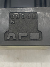 Load image into Gallery viewer, CRS Service CRSDG4V-3S-6C-M-FW-RB5-7Y Directional Valve (No Box)
