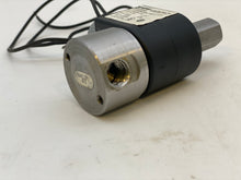 Load image into Gallery viewer, Parker 71335SN2EJ1N0H111C2 Solenoid Valve (New)