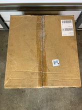 Load image into Gallery viewer, Air Handler 2W235 Pleated Air Filter, 24&quot;x24&quot;x2&quot;, MERV 7 *Box of (12)* (New)