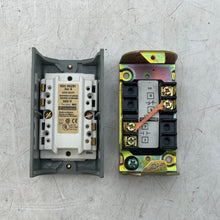 Load image into Gallery viewer, Square D 9001BG201 Control Station w/ Momentary Start/Stop Push Button Switch (No Box)
