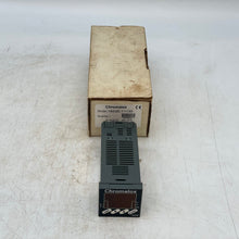 Load image into Gallery viewer, Chromalox 1603E-11130 1603E Dual 3-Digit Display 1/16 DIN Temp Controller (Open Box)