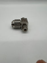 Load image into Gallery viewer, Swagelok SS-4TF-7 SS Tee-Type Particulate Filter, 1/4&quot; Tube Fitting, 7 Micron (No Box)