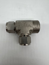 Load image into Gallery viewer, Swagelok SS-810-3-8TFT SS Tube Fitting, 1/2&quot; T x 1/2&quot; FNPT x 1/2&quot; T *Lot of (2)* (No Box)