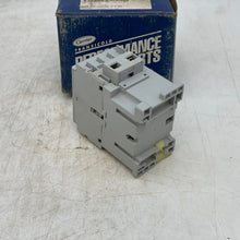 Load image into Gallery viewer, Carrier Transicold 10-00431-01 Contactor 4-P, 30A, 600VAC, 20/24VAC Coil (New)