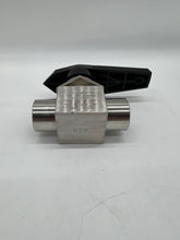 Load image into Gallery viewer, Swagelok SS-45F8 SS 1-Piece 40 Series Ball Valve, 1/2&quot; FNPT, 6.3 Cv (Used)