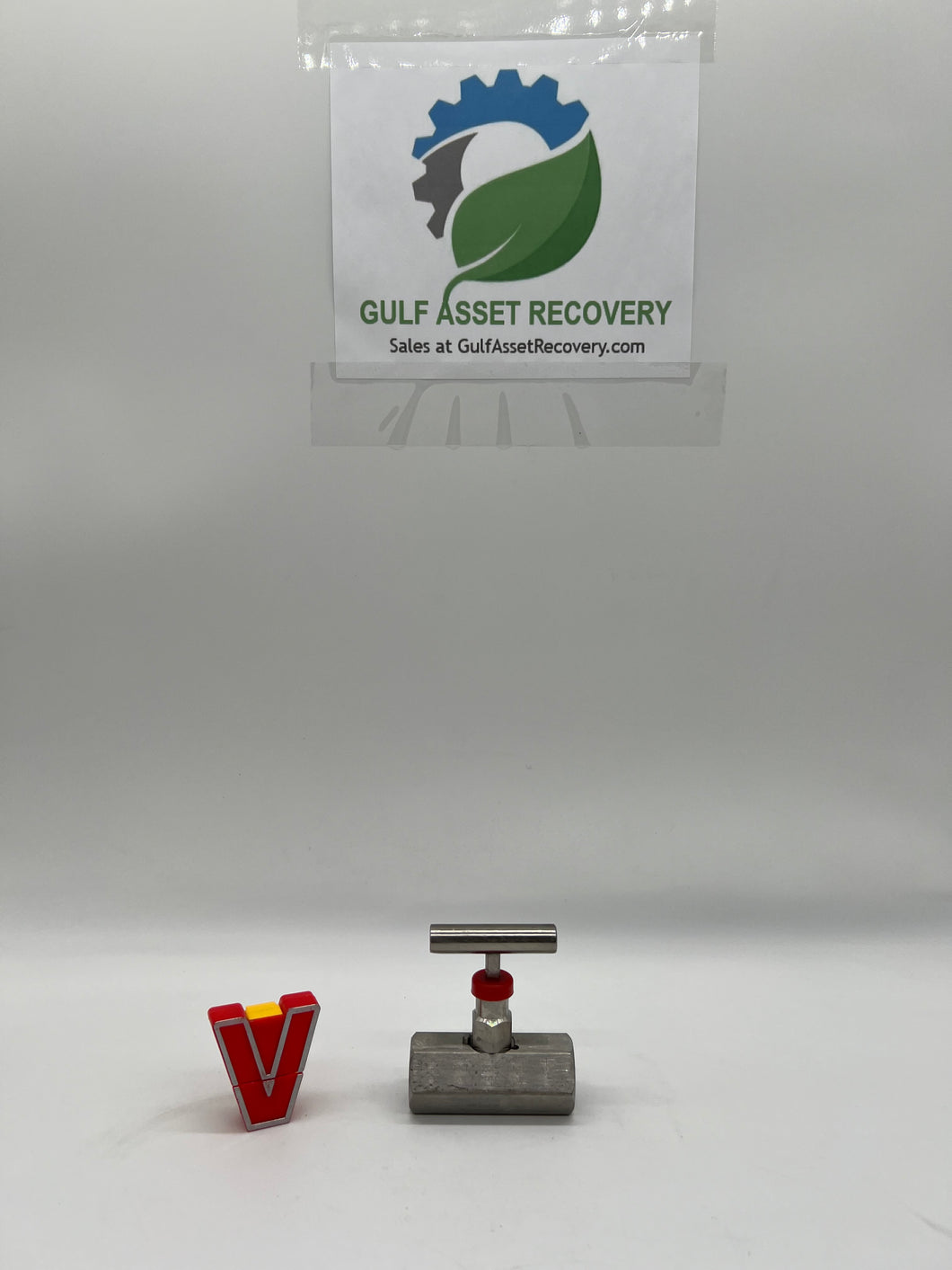Apache SNV-1/2F1/2F10 Needle Valve, 1/2